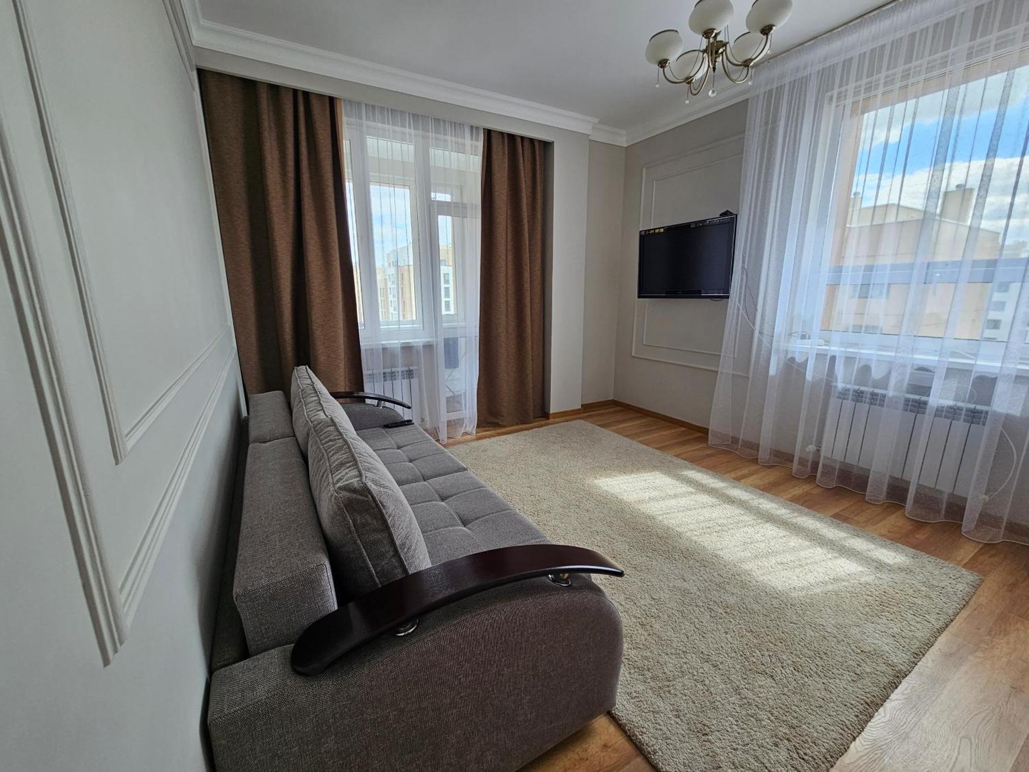 Ernaz Plus Apartments-Expo-Boulevard 130 Αστάνα Εξωτερικό φωτογραφία