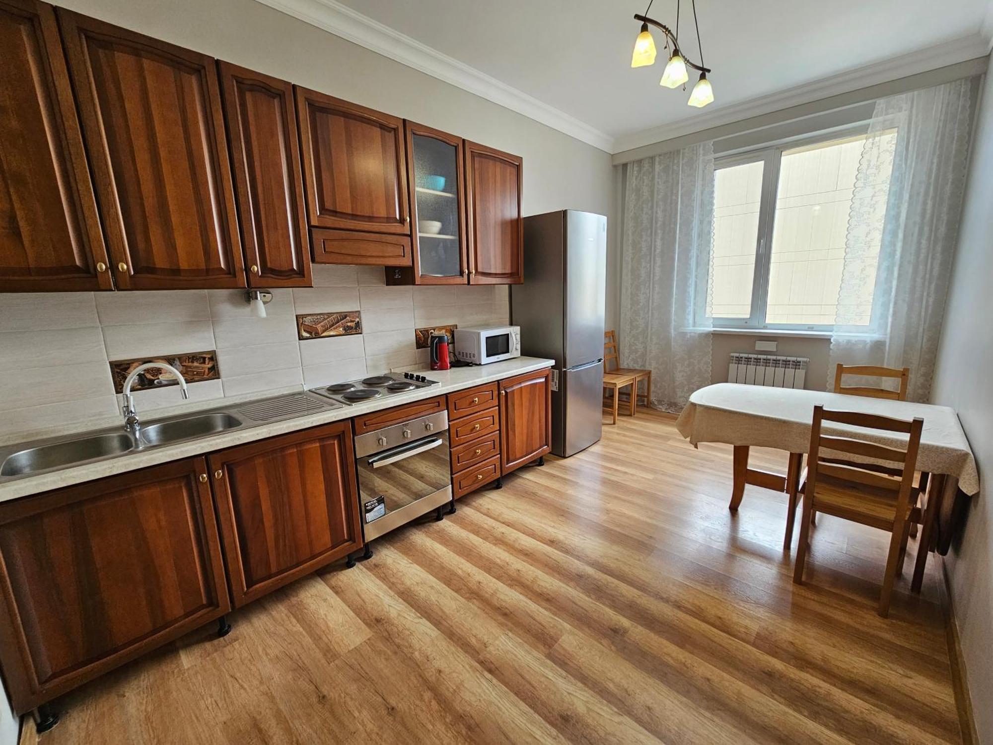 Ernaz Plus Apartments-Expo-Boulevard 130 Αστάνα Εξωτερικό φωτογραφία